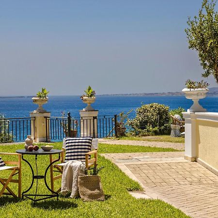Villa Rhoe Miniá Kültér fotó