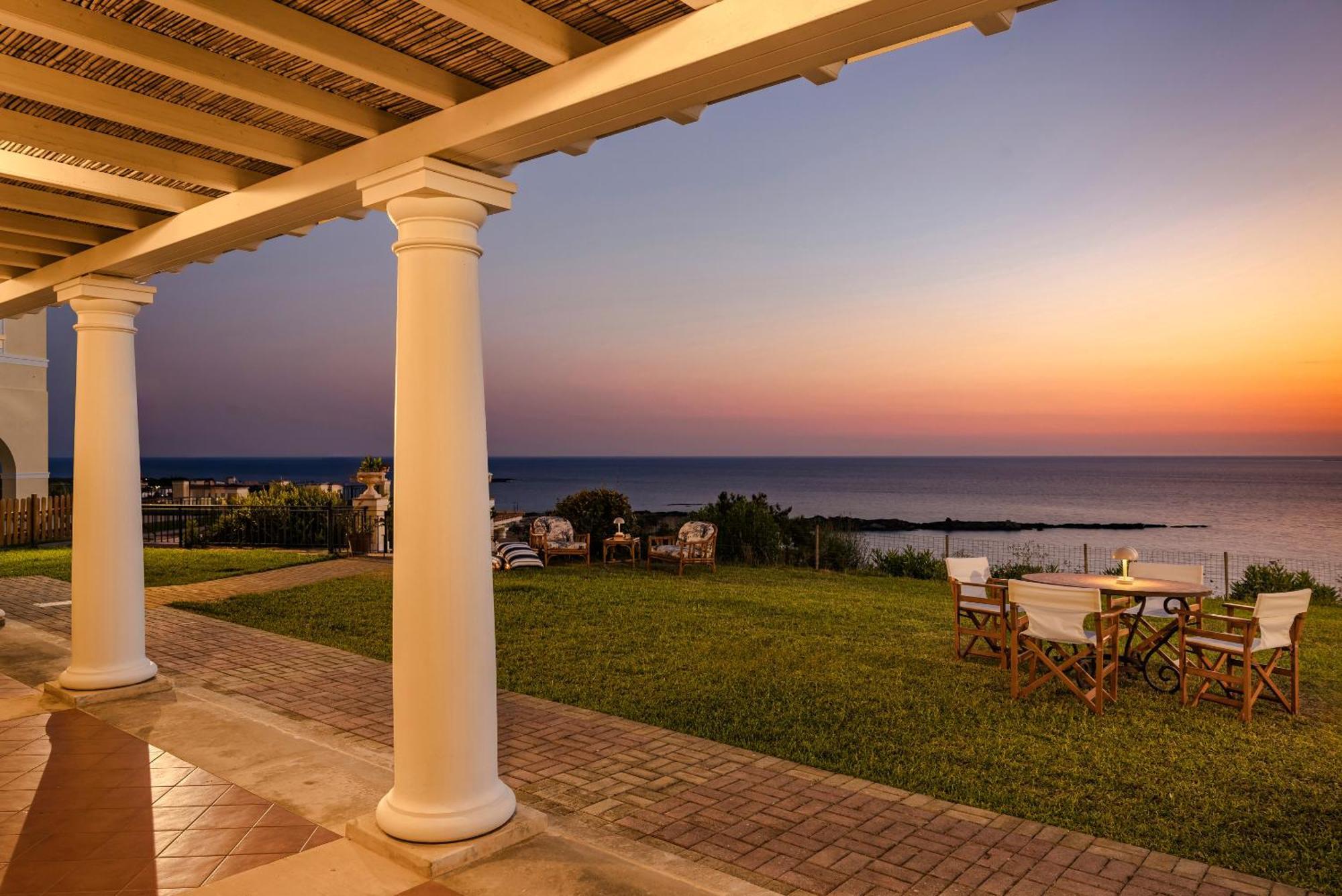 Villa Rhoe Miniá Kültér fotó